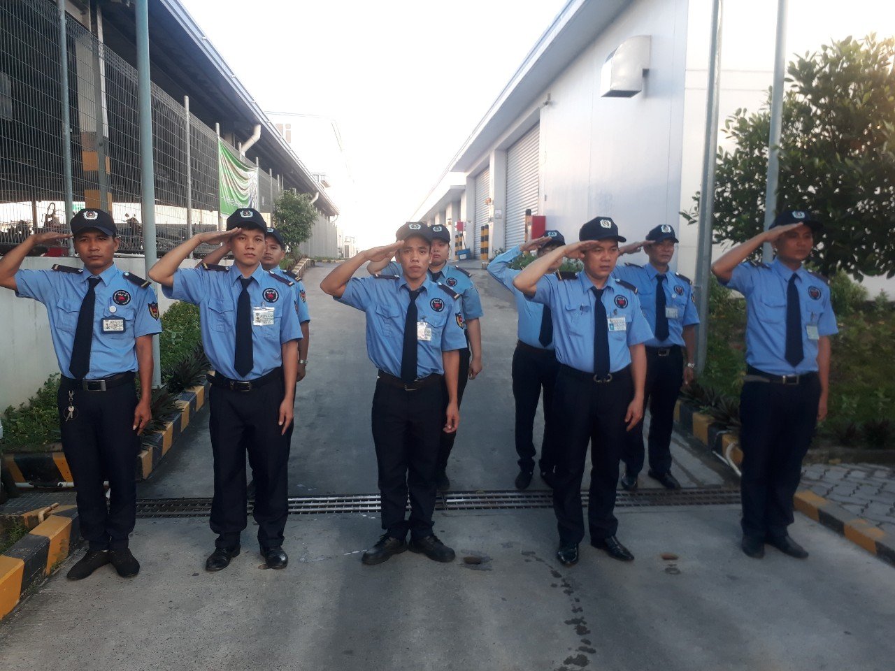 Bảo Vệ Kho Hàng